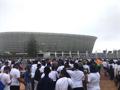 Sonntag morgen auf dem Weg ins Stadion